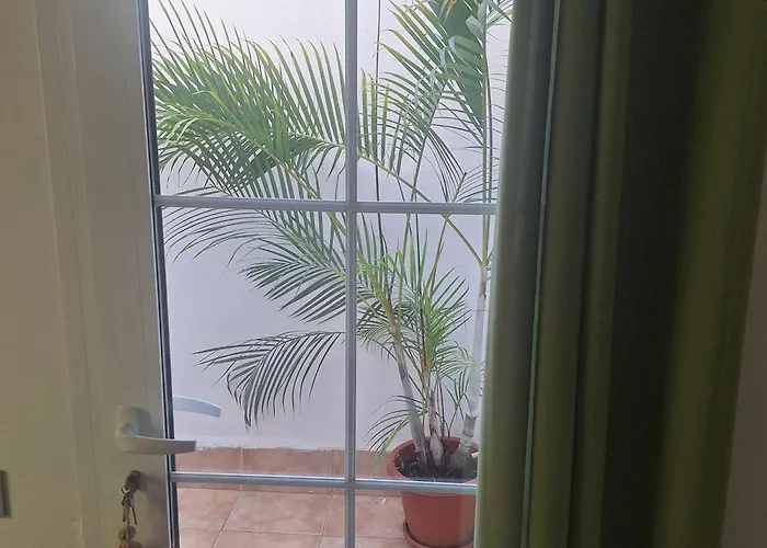 Private Townhouse With Roof Terrace Close To The Beach