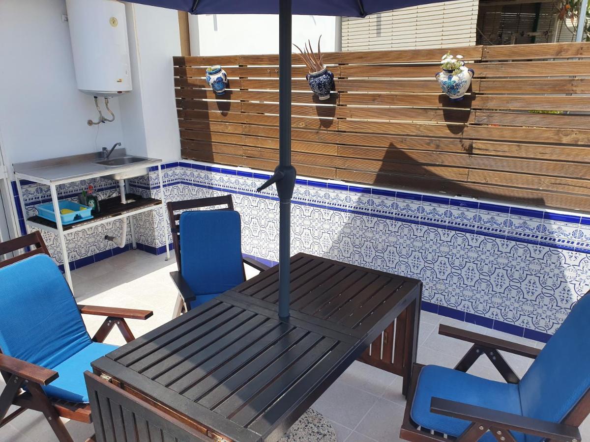 Private Townhouse With Roof Terrace Close To The Casa de Férias
