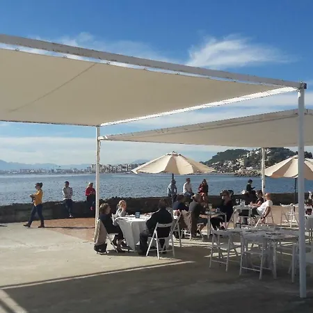 Private Townhouse With Roof Terrace Close To The Beach Málaga Buitenkant foto